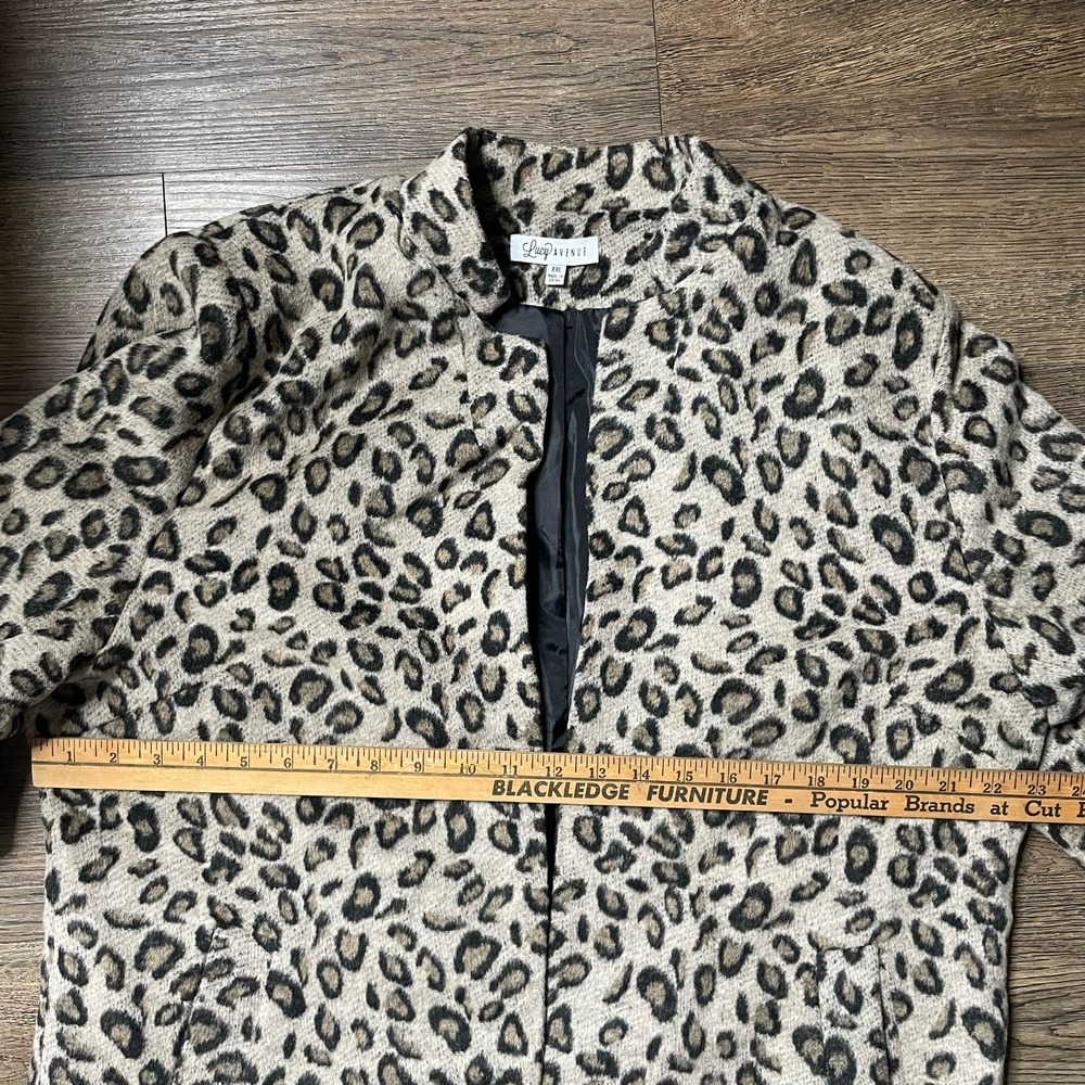 Lucy Avenue Leopard Animal print open front Coat XXL EUC - Picture 5 of 11